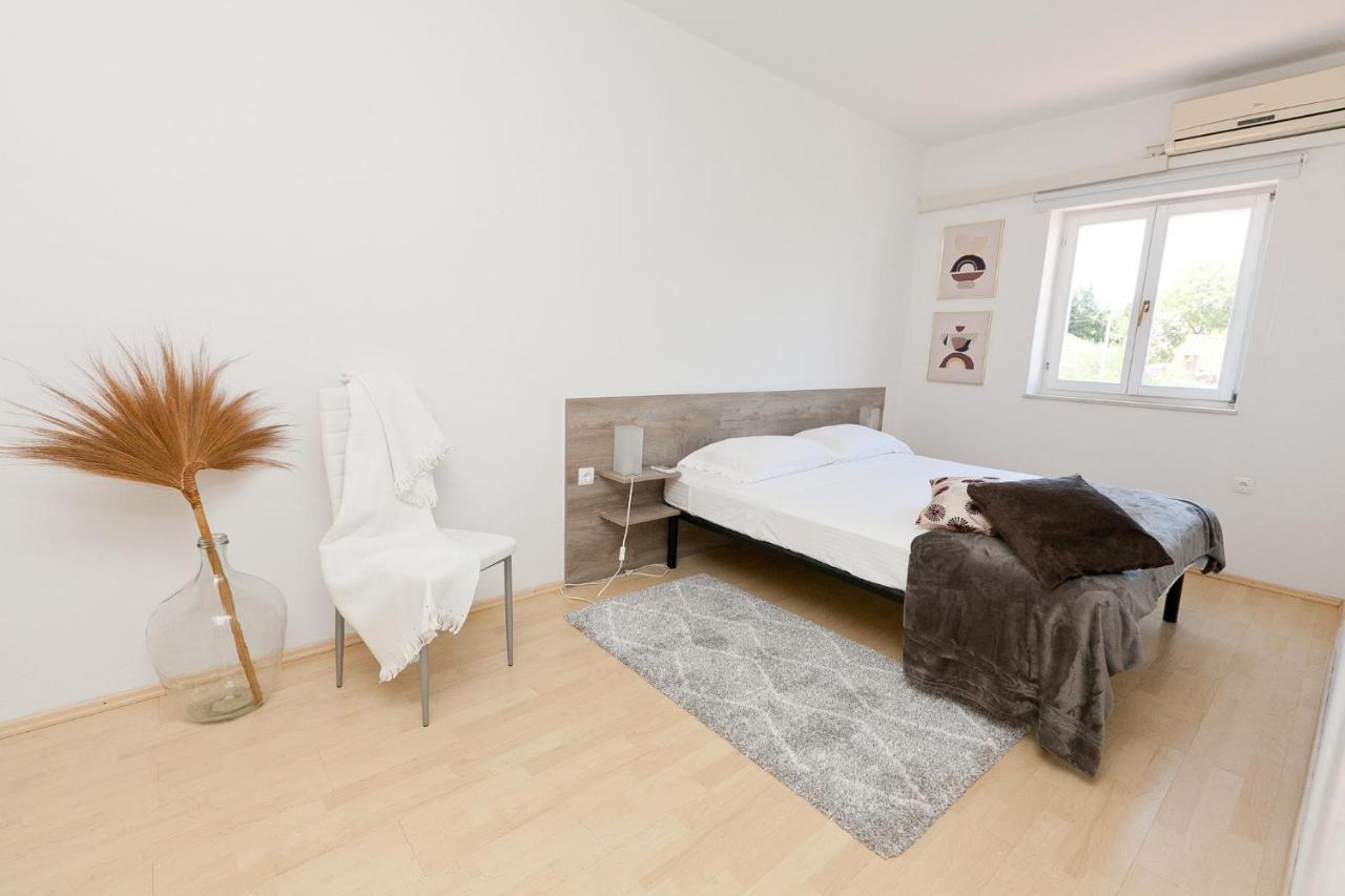 Apartamento Kuca Za Odmor Toksini Zadar Exterior foto